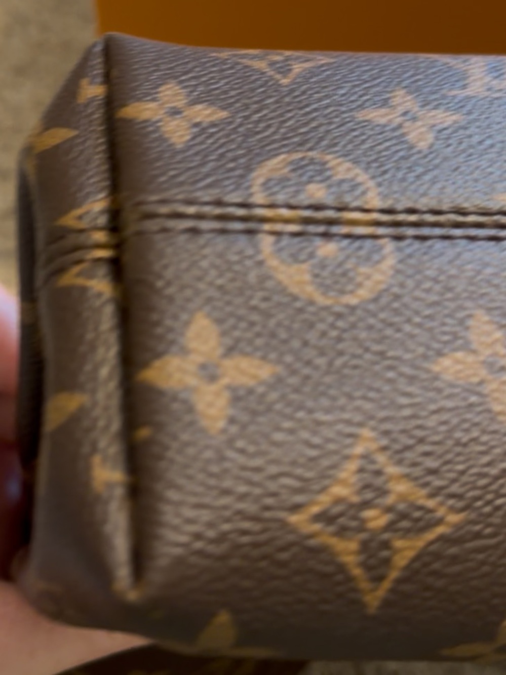 Louis Vuitton Monogram Canvas Shoulder Bag with Tan Leather Trim - Picture 6 of 9